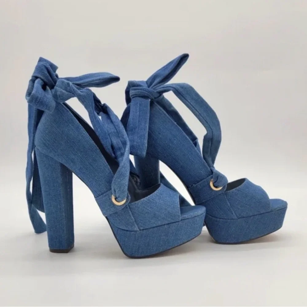 Shoe Dazzle Denim Pump Heels With Ankle Wrap/Tie - Size 9.5 - NEW w/ Box - Picture 4 of 7
